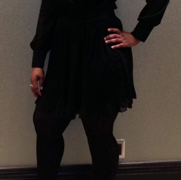 Black dress - Picture 2 of 2